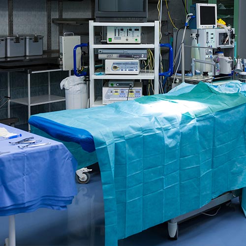 Surgical Drapes & Packs